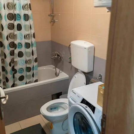 Kosta شقة نوفي ساد